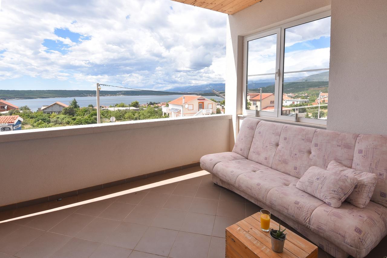 Apartment Larisa Gornji Karin Ngoại thất bức ảnh